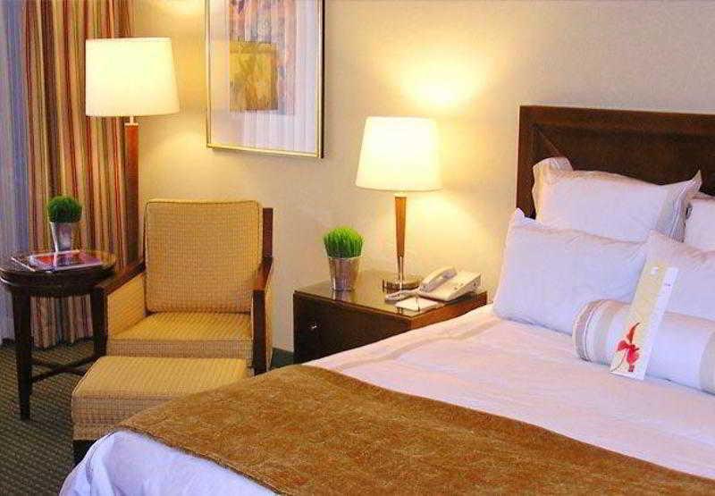 Delta Hotels By Marriott Phoenix Меса Экстерьер фото